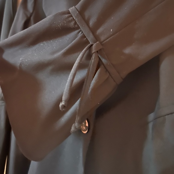 Stylish suit by Yoana Baraschi - Picture 5 of 13